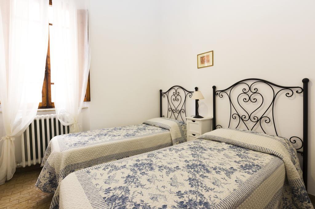 Hotel Belmare Порт-Аццурро Номер фото