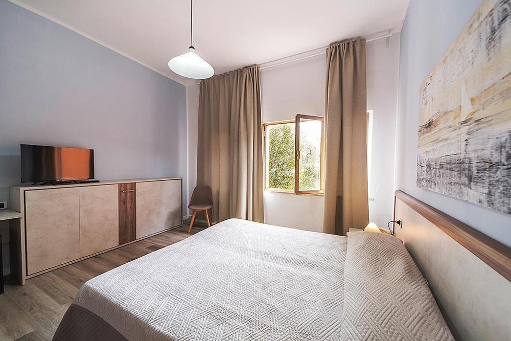 Hotel Belmare Порт-Аццурро Экстерьер фото
