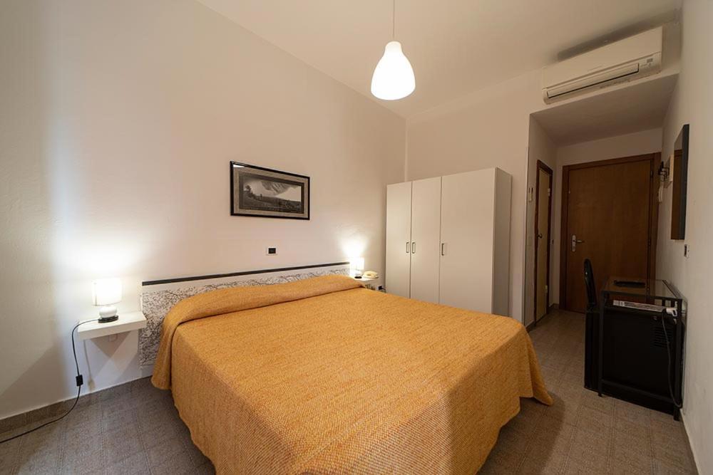 Hotel Belmare Порт-Аццурро Экстерьер фото